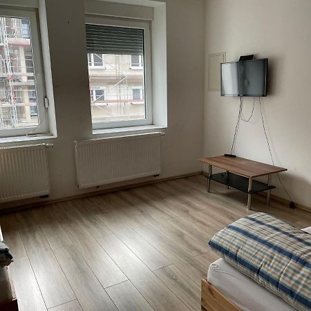 Monteur-Apartment Am Bahnhof Muhlheim am Main Экстерьер фото