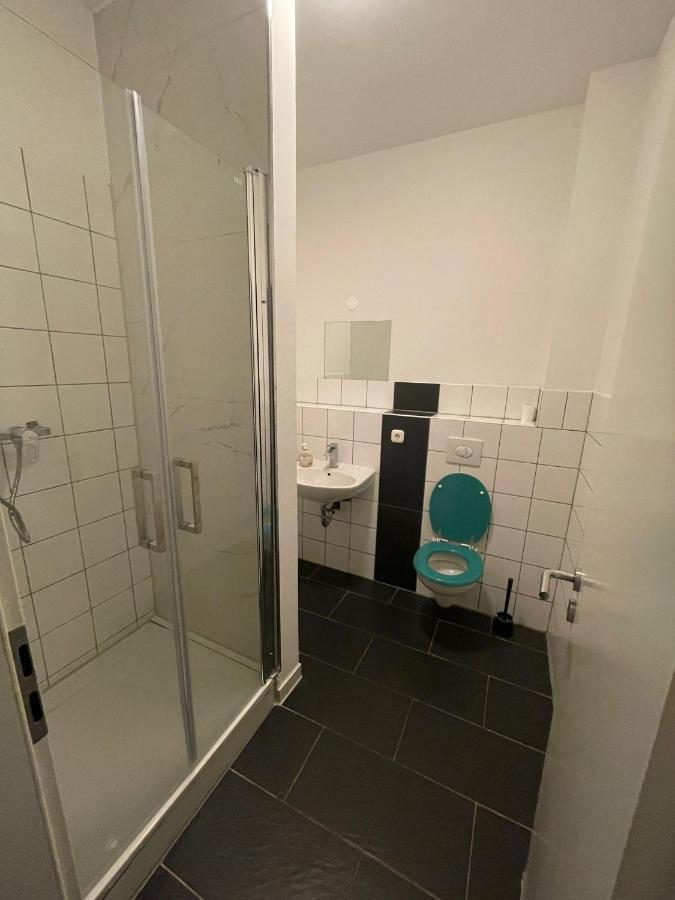 Monteur-Apartment Am Bahnhof Muhlheim am Main Экстерьер фото