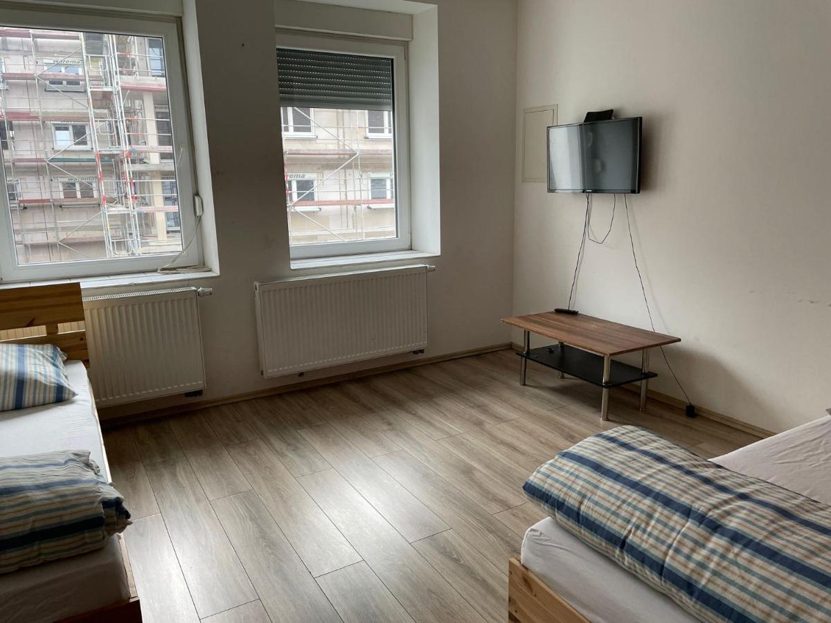 Monteur-Apartment Am Bahnhof Muhlheim am Main Экстерьер фото